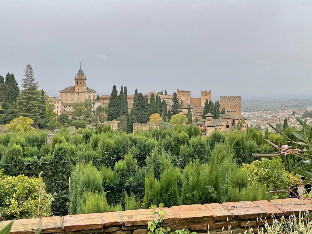GRANADA - een gedeelte van het Alhambra complex