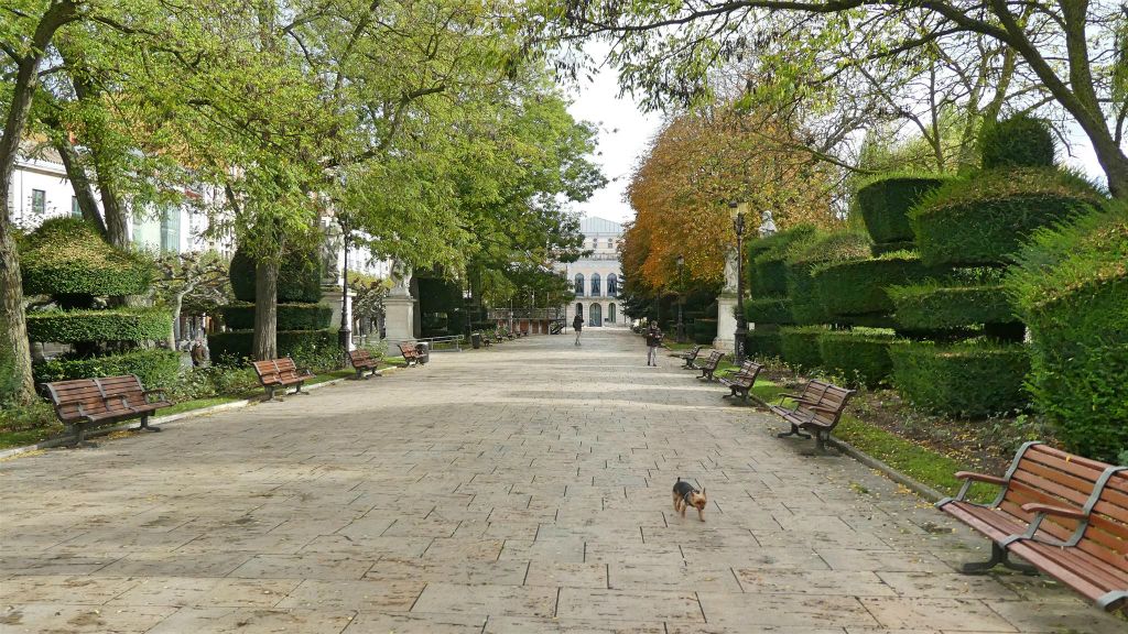 BURGOS - de Paseo del Espolón