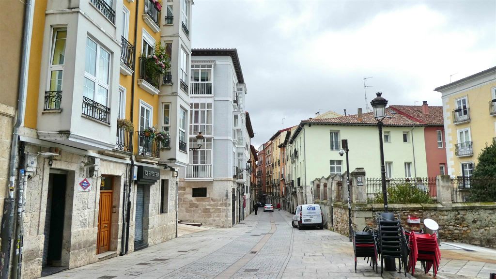 BURGOS - de straat Calle de Fernán González