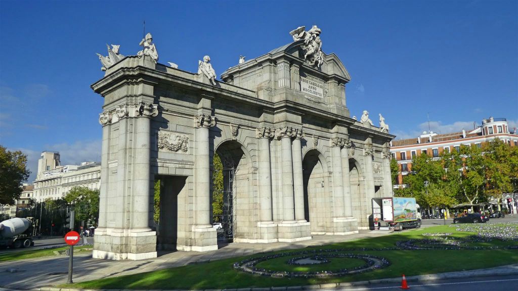 MADRID - de Alcala-poort
