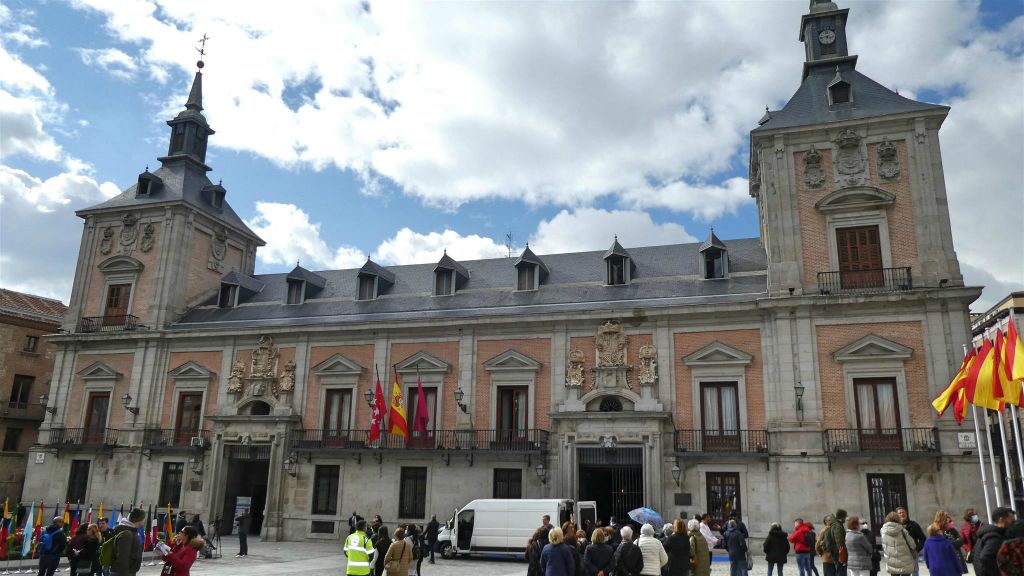 MADRID - het gebouw Casa de la Villa op het stadsplein Plaza de la Villa