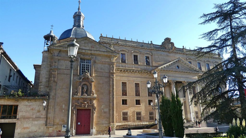 SALAMANCA - het gebouw faculteit der filologie van de universiteit