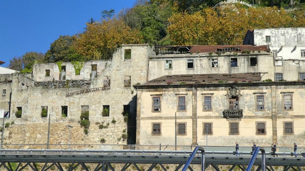 PORTO - een oude fabriek