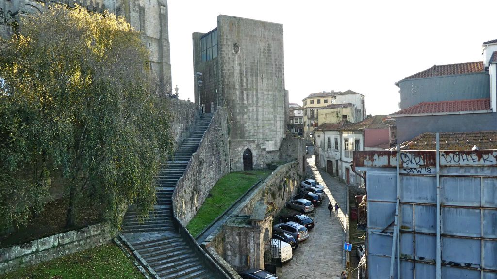 PORTO - het huis Casa dos Vinte e Quatro