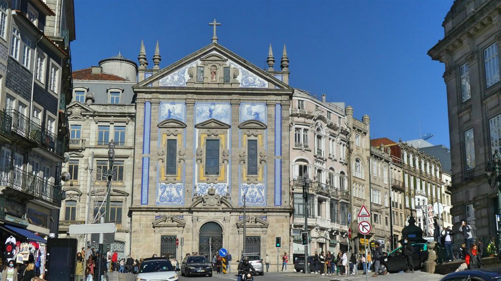 PORTO - de kerk van de gemeenten