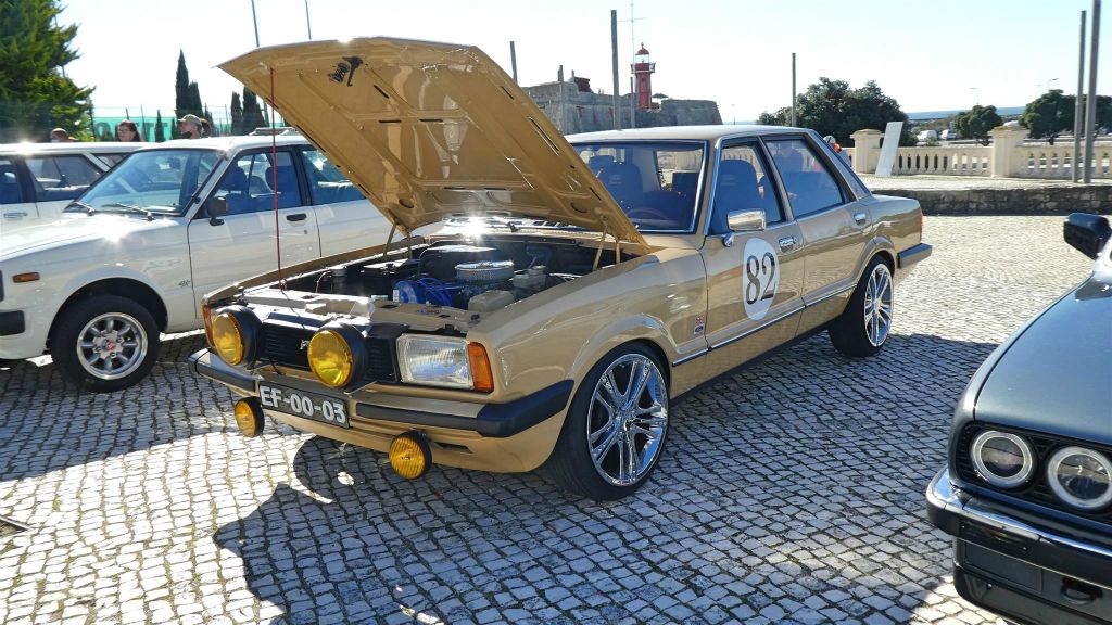 FIGUEIRA DA FOZ - een Ford Cortina MK V 1300 (1979)