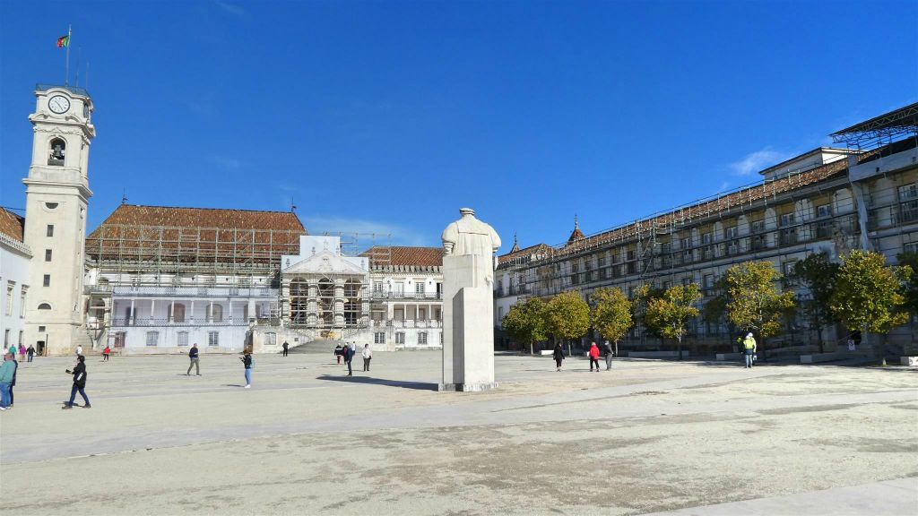 COIMBRA - het plein Paço das Escolas