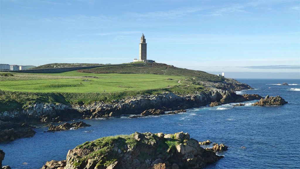 LA CORUÑA - de kust en de Herculestoren