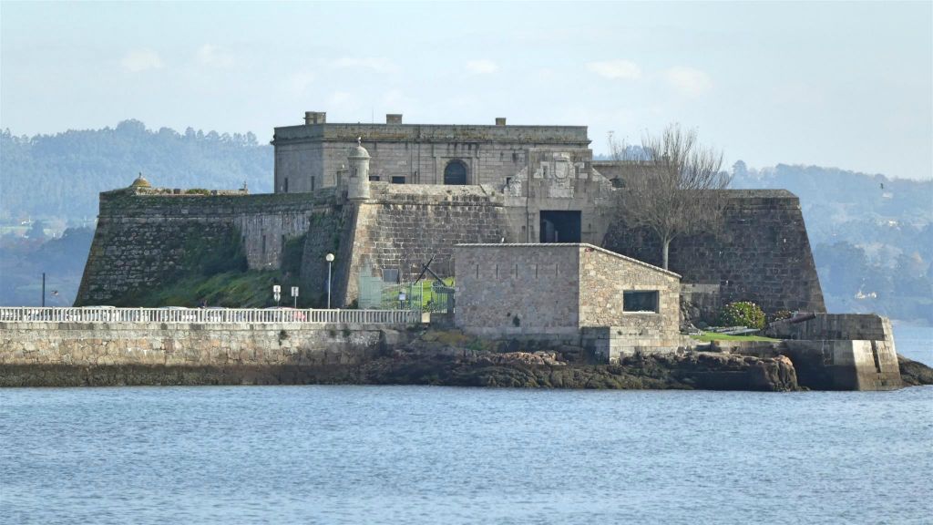 LA CORUÑA - het kasteel van San Antón