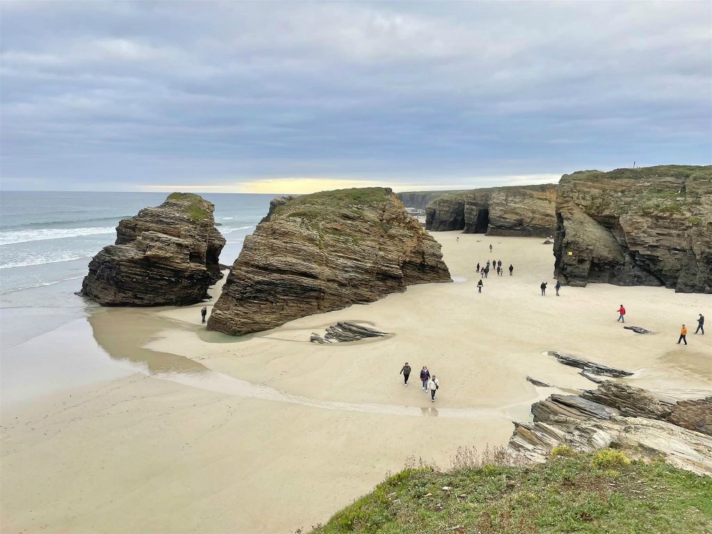 RIBADEO - het strand van Catedrais