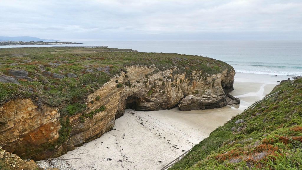 RIBADEO - het strand van Catedrais