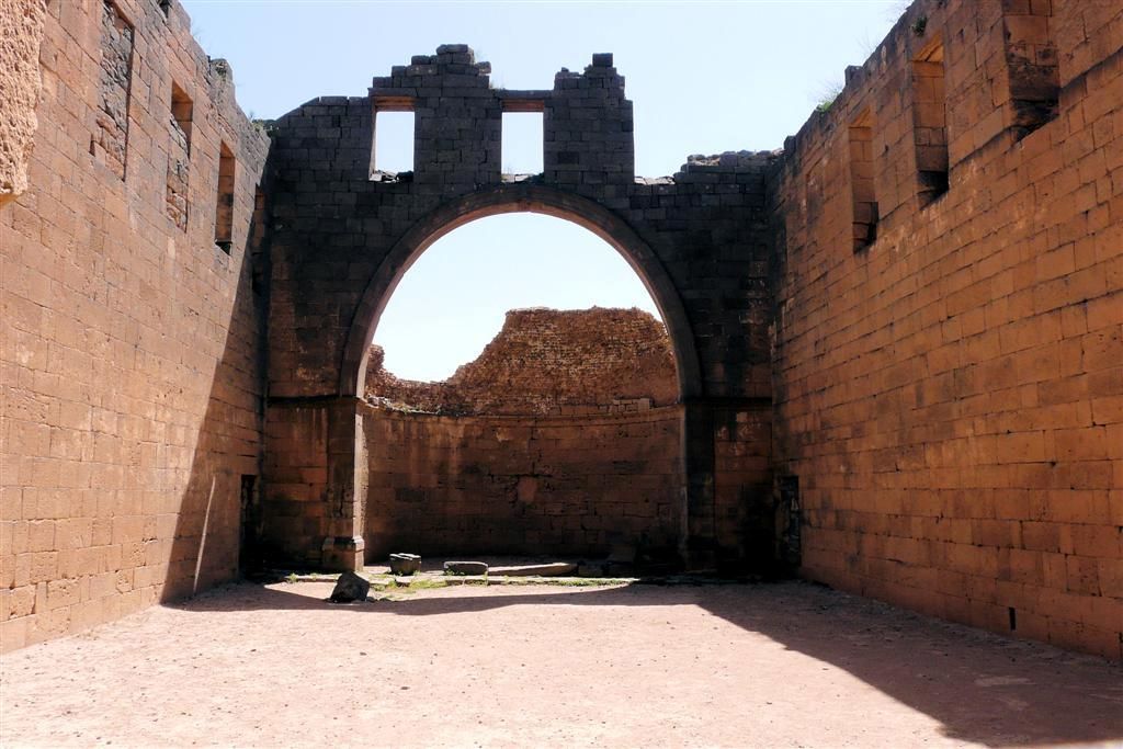 SYRIЁ - BOSRA - in klooster van Bahira