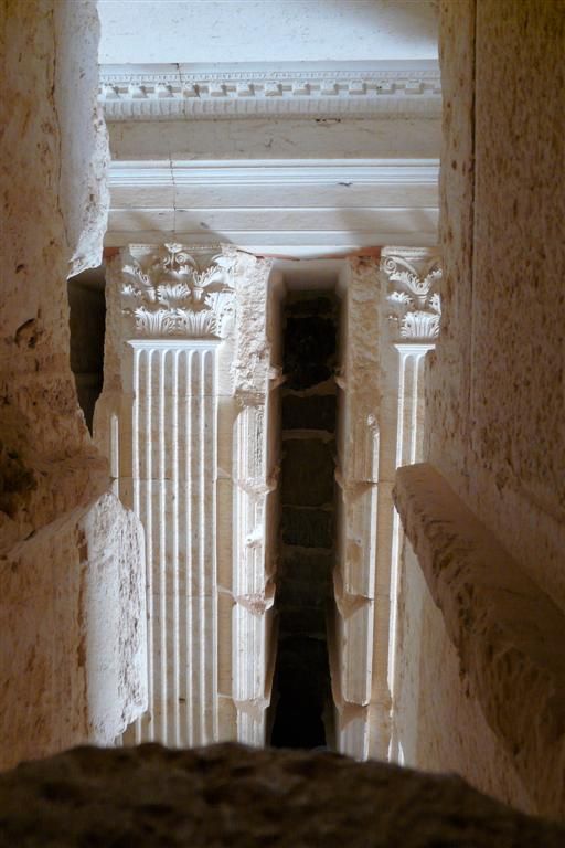 SYRIЁ - PALMYRA - ruimte waar lijkkisten in kwamen in graftoren van Elabel