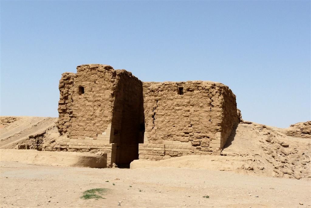 SYRIЁ - DURA EUROPOS - gedeeltelijk gerestaureerd overblijfsel