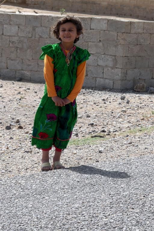SYRIЁ - HALLABIYEH - meisje uit dorp