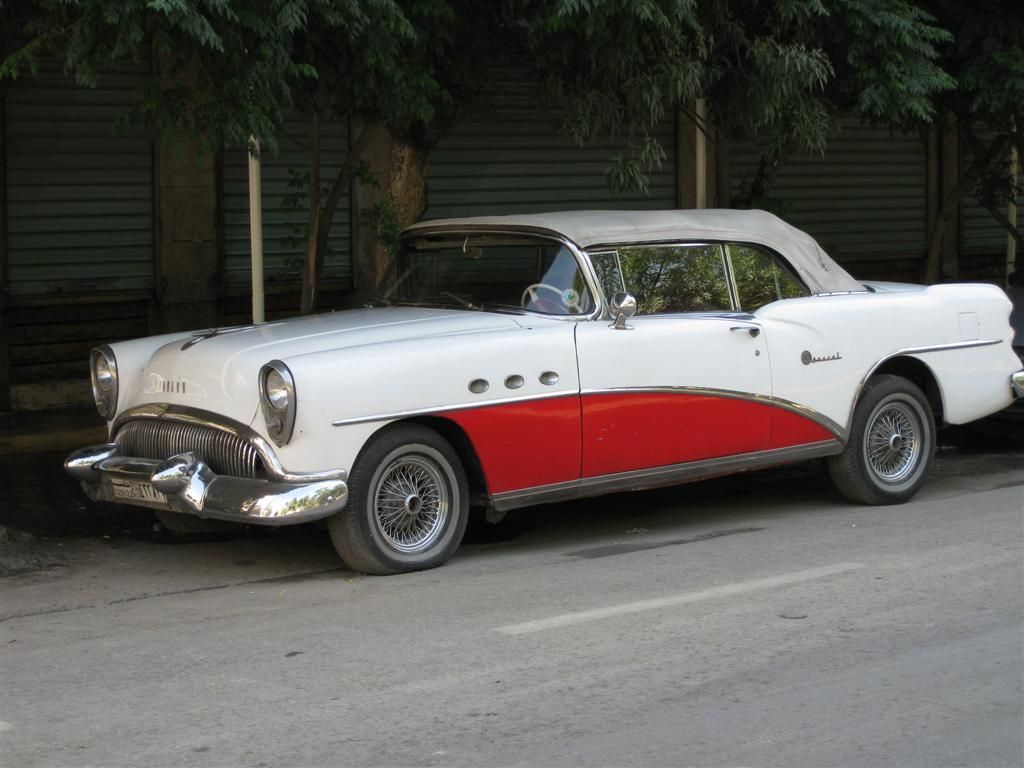 SYRIЁ - ALEPPO - oldtimer Buick Special