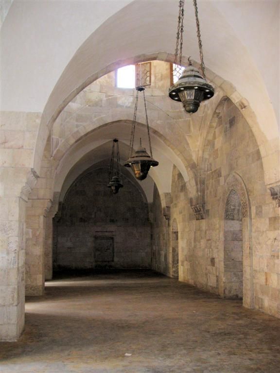 SYRIЁ - ALEPPO - een gang bij citadel