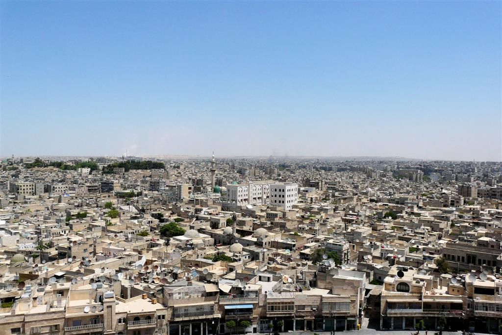 SYRIЁ - ALEPPO - uitzicht op de stad vanaf de citadel