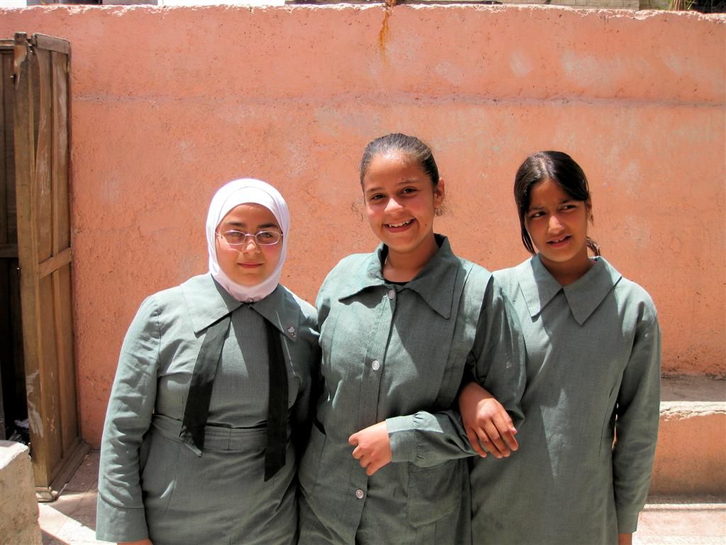 JORDANIЁ - AMMAN - schoolgangers