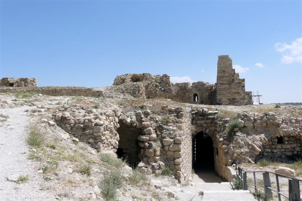 JORDANIЁ - KERAK - gedeelte van ruïne kasteel Kerak