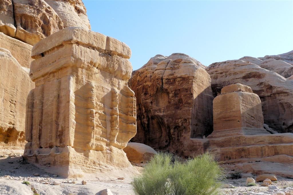JORDANIЁ - PETRA - djin- (geesten) blokken