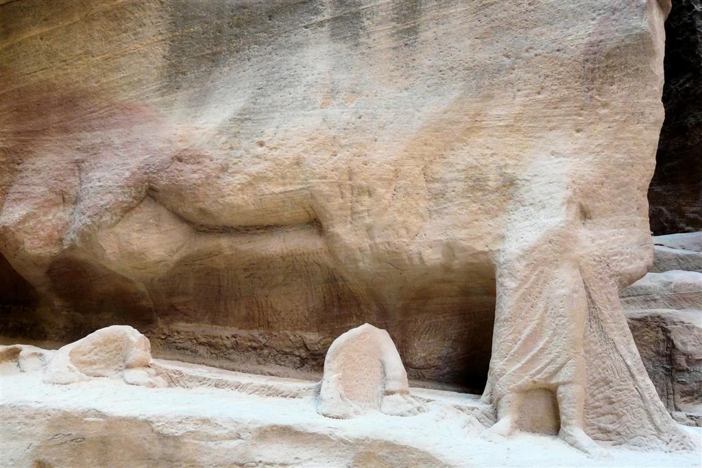 JORDANIЁ - PETRA - in rots gehouwen man met kameel