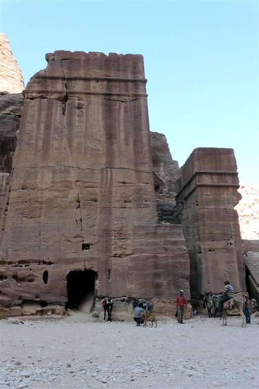 JORDANIЁ - PETRA - Nebatese tombe in straat der facaden
