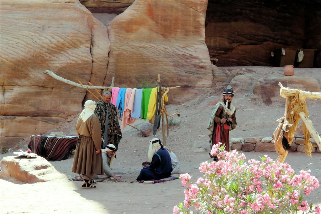 JORDANIЁ - PETRA - figuranten
