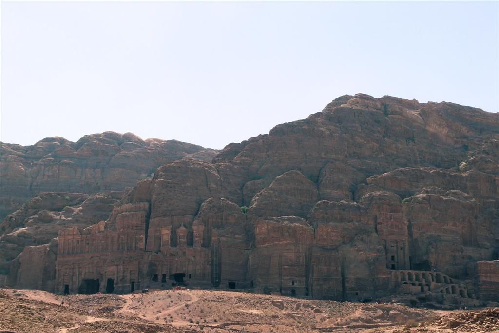 JORDANIЁ - PETRA - uitzicht op koningsgraven