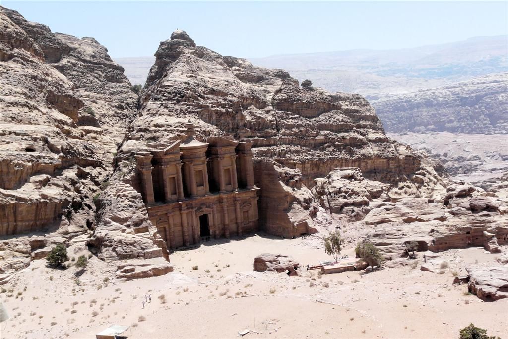 JORDANIЁ - PETRA - uitzicht op klooster
