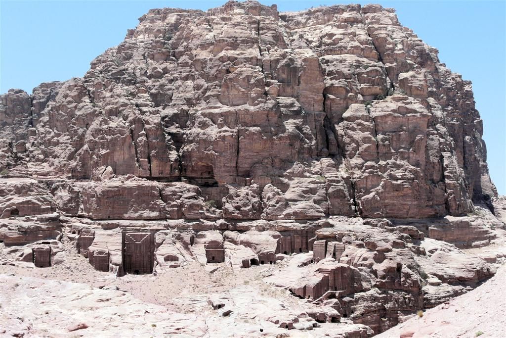 JORDANIЁ - PETRA - tombes bij um al biera