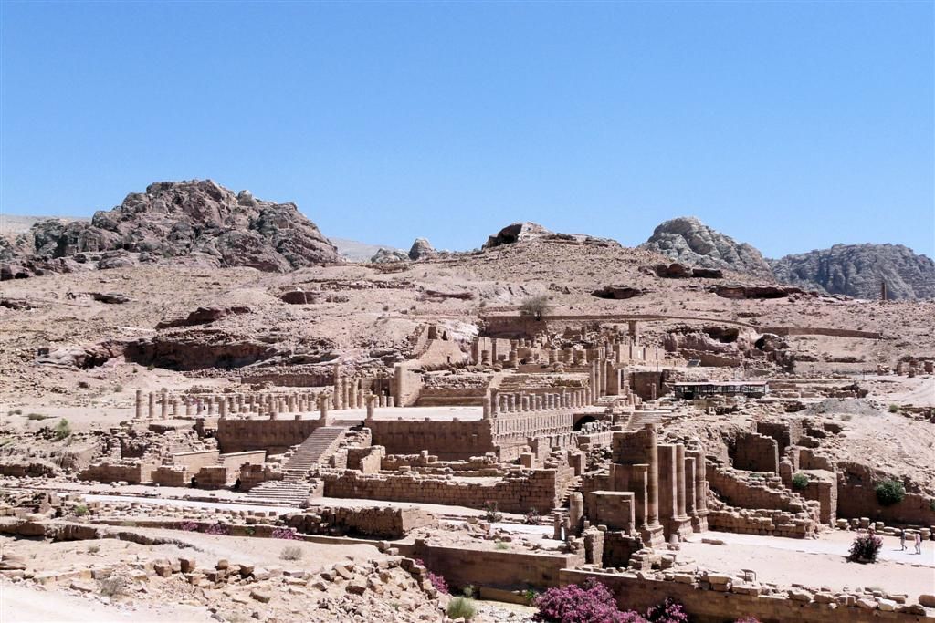 JORDANIЁ - PETRA - tombes bij um al biera