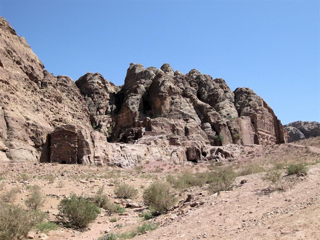 JORDANIЁ - PETRA - diverse tombes