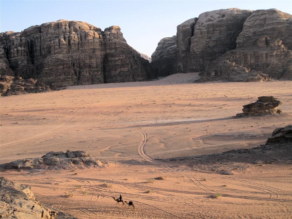 JORDANIЁ - WADI RUM - uitzicht over de woestijn