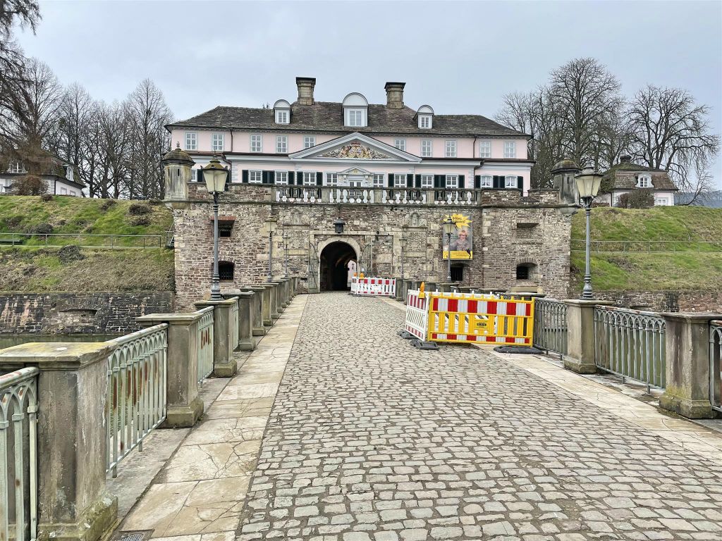 BAD PYRMONT - het kasteel van Pyrmont