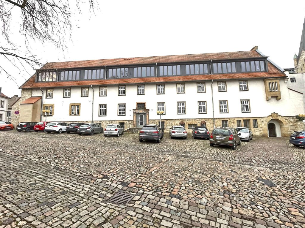 PADERBORN - een gebouw van de aartsbisschop-generaal vicariaat