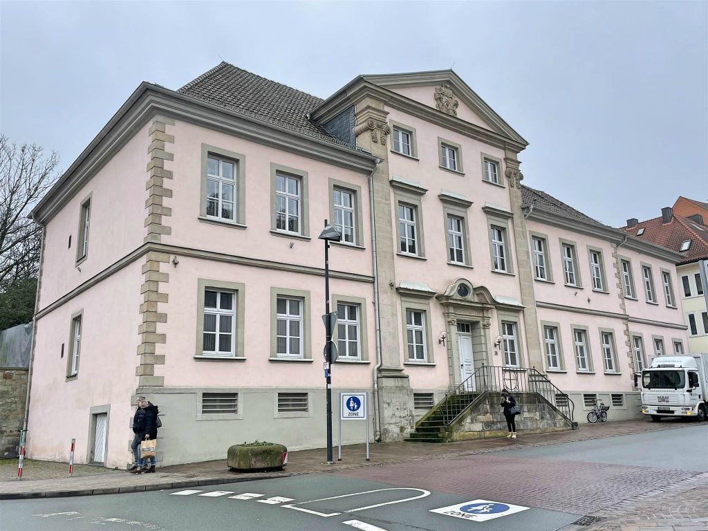PADERBORN - het aartsbisschoppelijk paleis