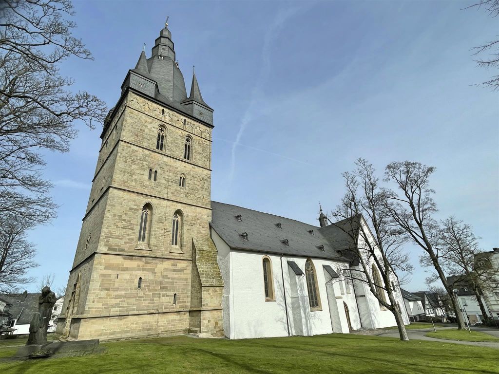 BRILON - de proostkerk van St. Peter en Andreas