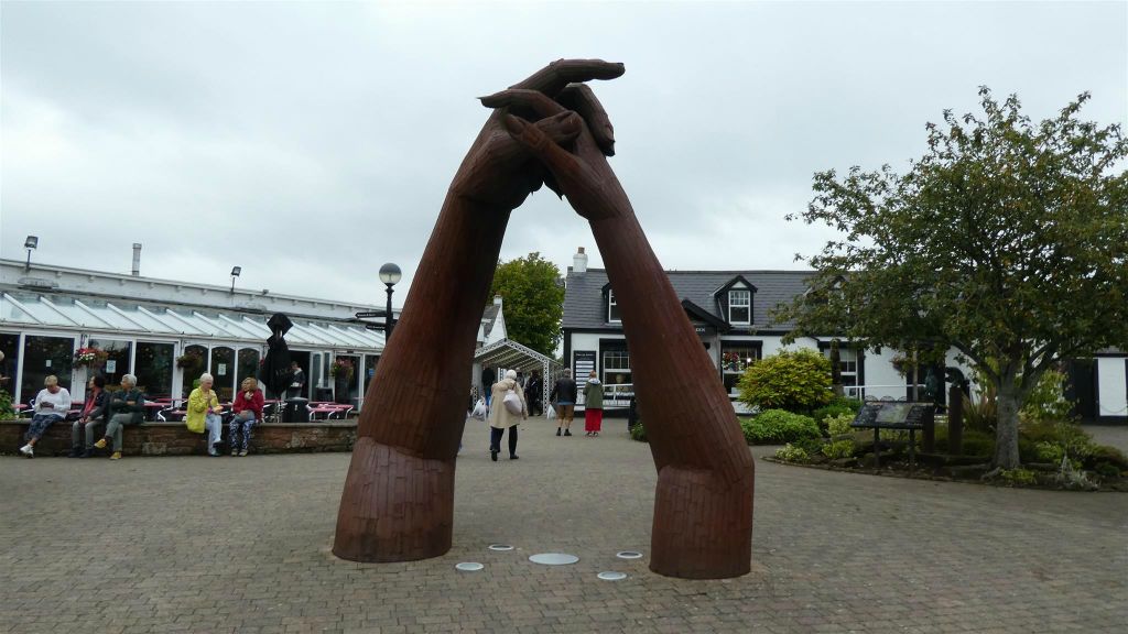 GRETNA GREEN - een kunstwerk bij de Famous Blacksmiths Shop