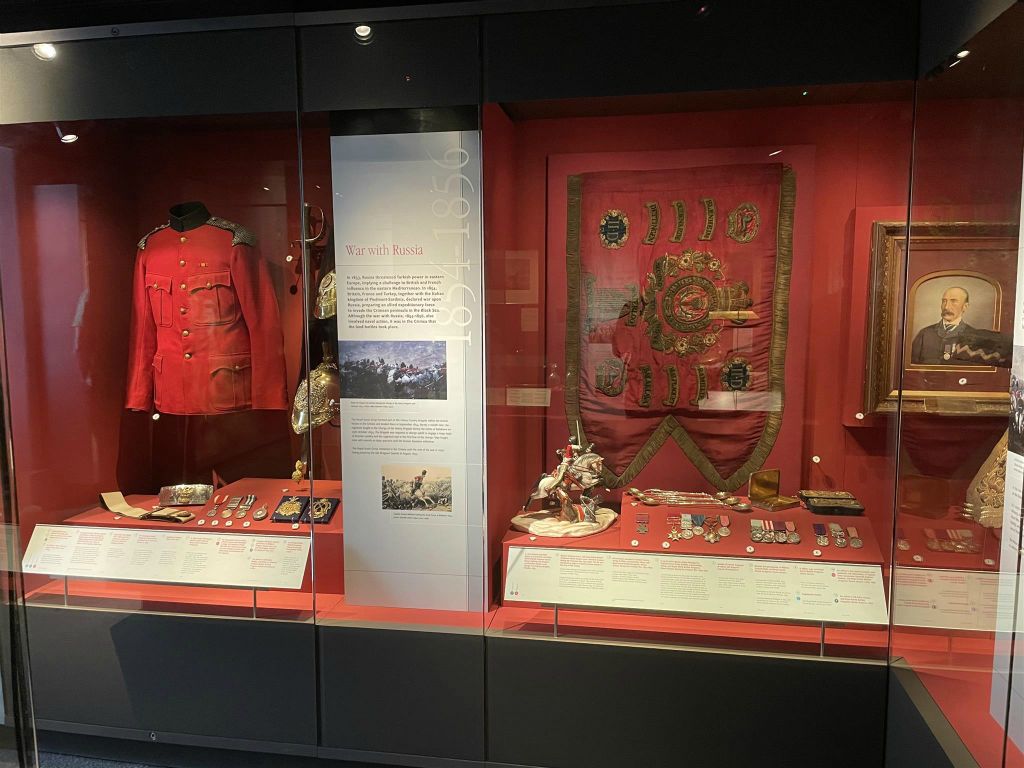 EDINBURGH - binnen in het Royal Scots Dragoon Guards museum bij het kasteel van Edinburgh