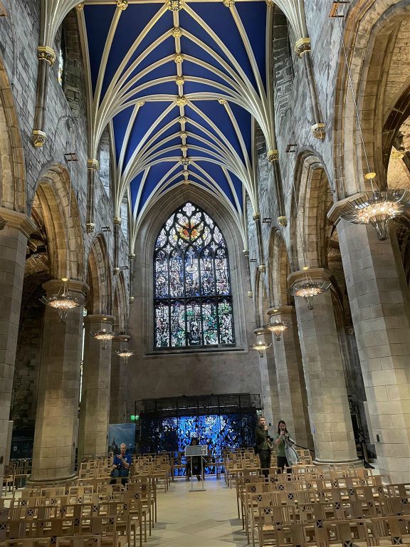 EDINBURGH - binnen in de kathedraal van St. Giles