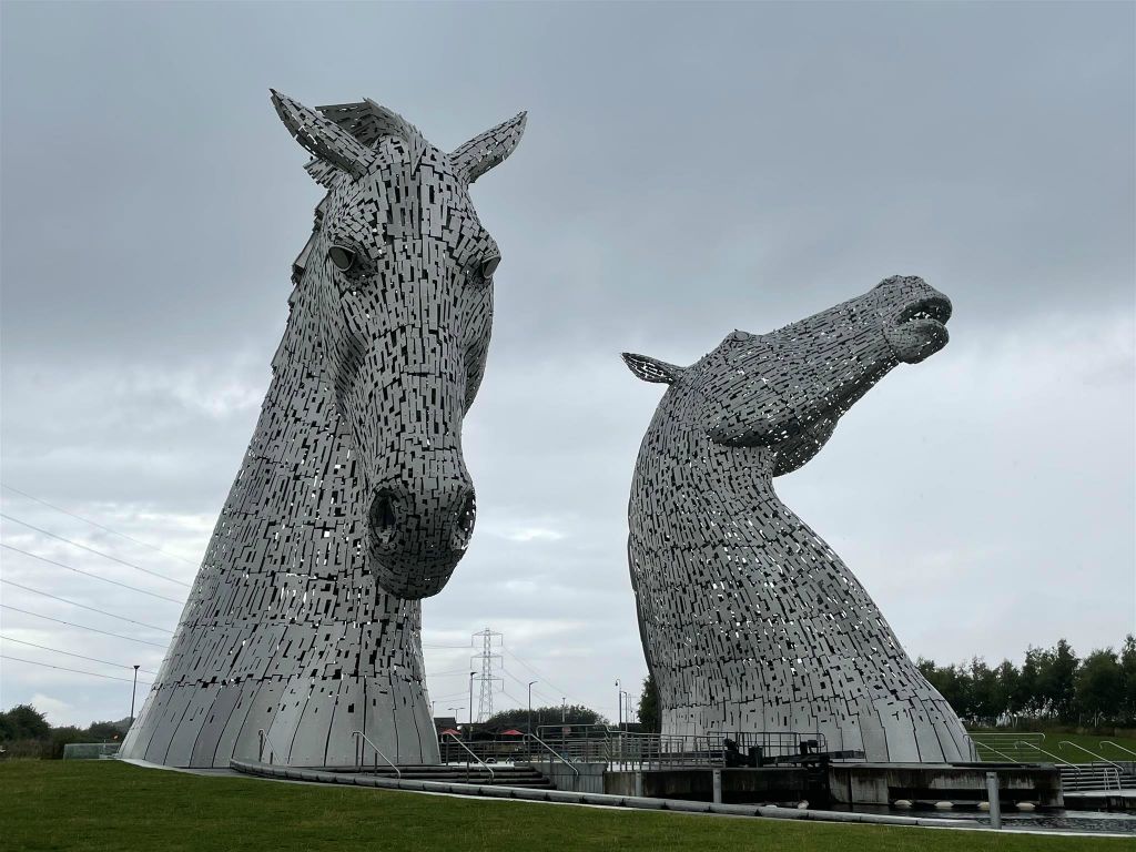 FALKIRK - de Kelpies, twee 30 meter hoge paardenkopsculpturen