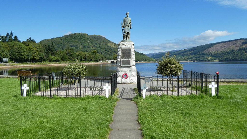 INVERARAY - een oorlogsmonument