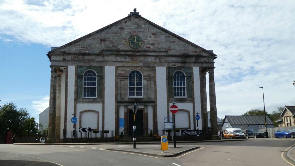 INVERARAY - de parochiekerk van Inveraray