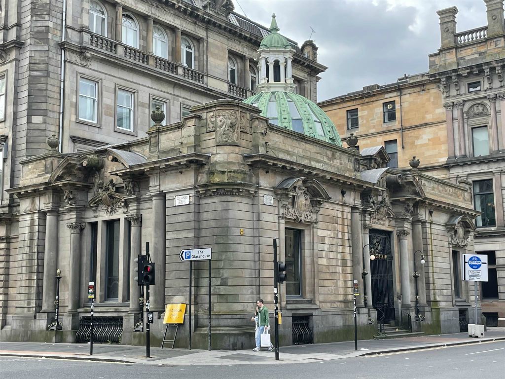 GLASGOW - het voormalige hoofdkantoor van Glasgow Savings bank