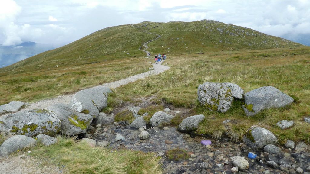 FORT WILLIAM - het uitkijkpunt Sgùrr Finnisg-aig bij de Nevis Range Mountain Gondola