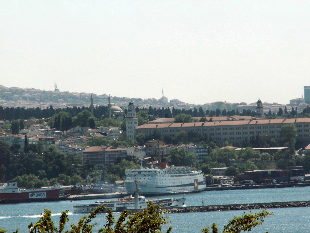 ISTANBUL - het uitzicht vanaf het Topkapi paleis