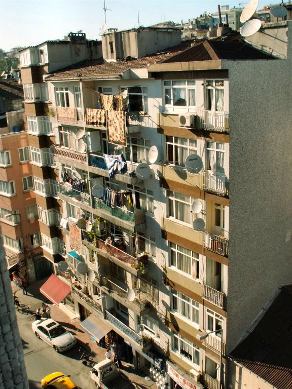 ISTANBUL - het uitzicht vanaf de hotelkamer