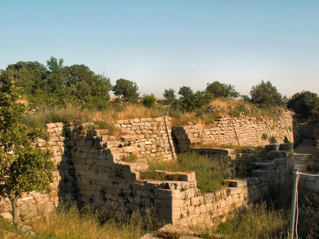 ÇANAKKALE -> BERGAMA - oude muren van de stad van Troje