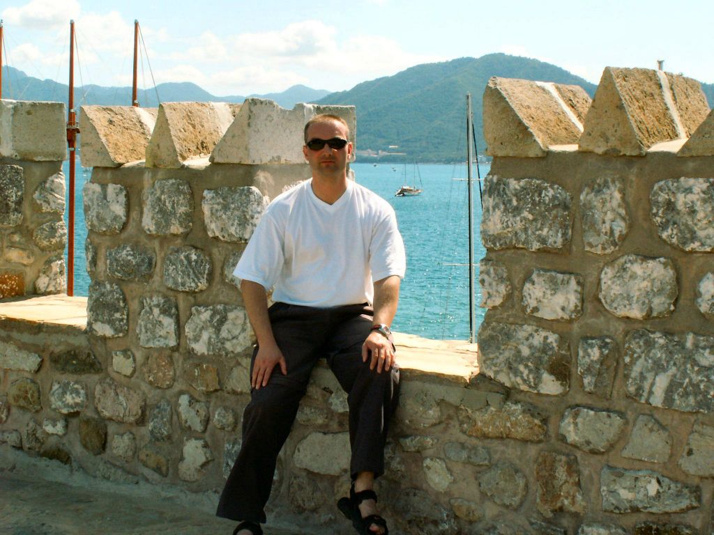 MARMARIS - Carlos bij een kasteel bij de haven